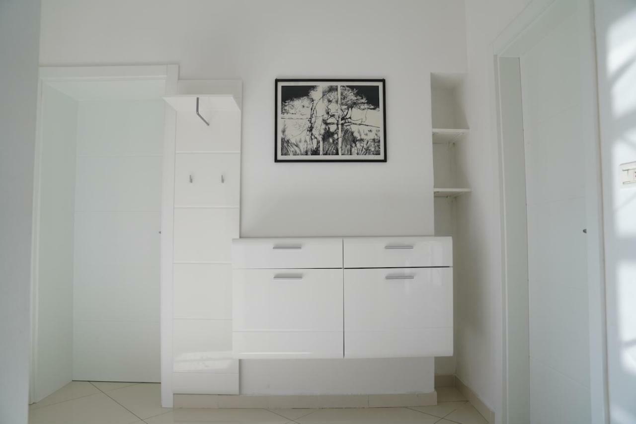 Sesar Apartments Krk - No. 2 Vinko Krk Town Luaran gambar
